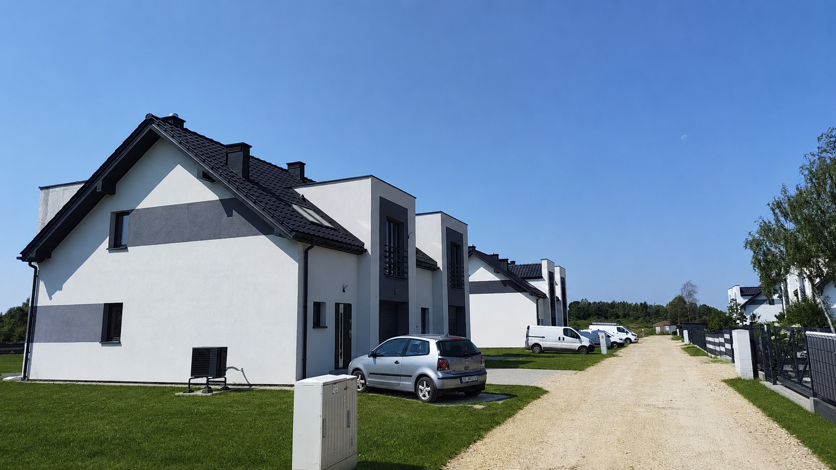 Szeroki widok całego osiedla Zielony Błędów
